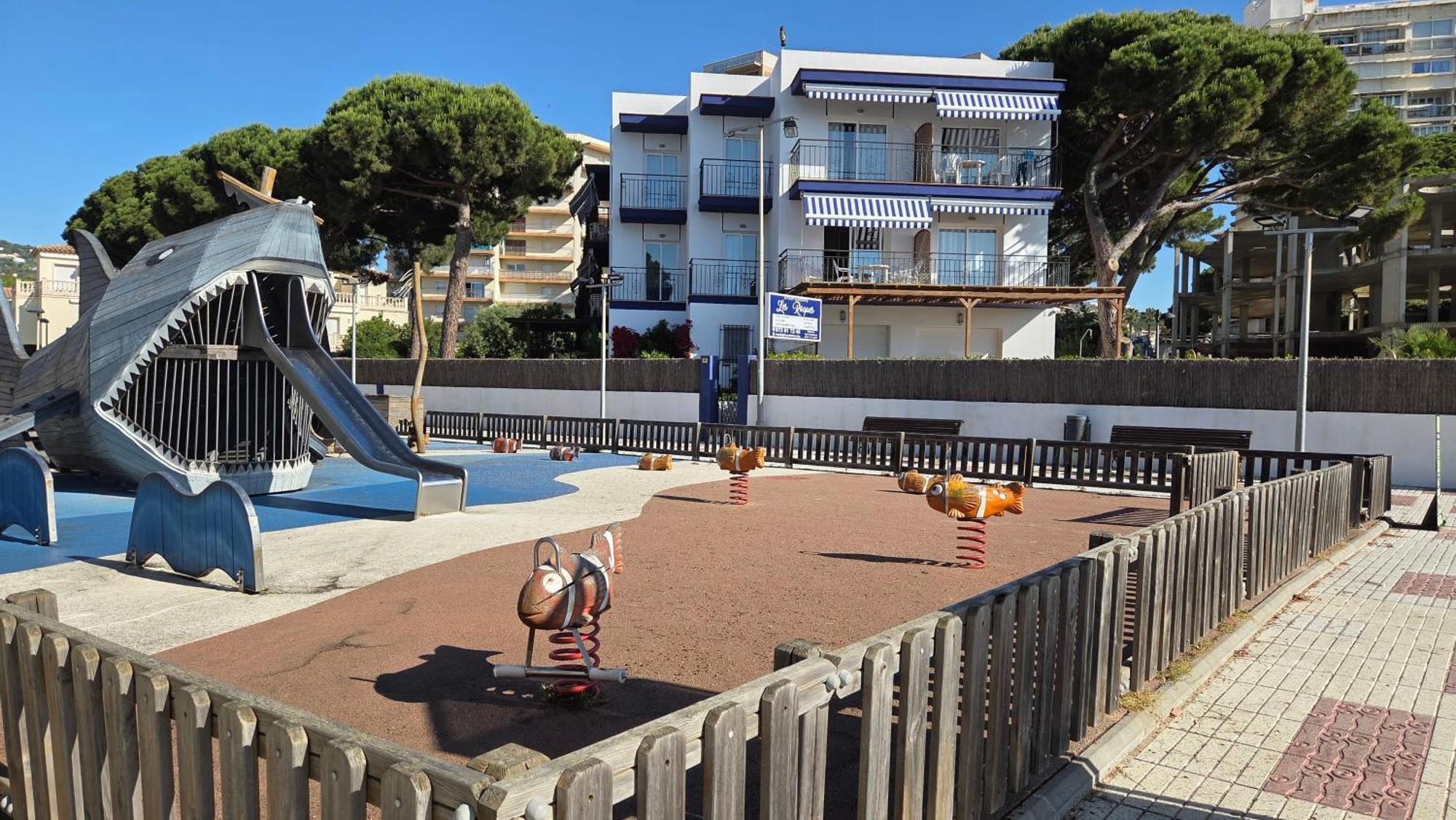 Apartaments Les Roques プラヤ・デアロ エクステリア 写真